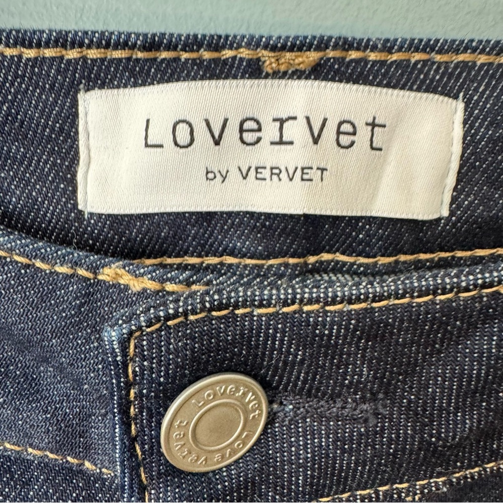 Lovervet By Vervet Divinity High Rise Slim Barrel Jeans in Dark Rinse. 27 / 5 - Picture 5 of 12